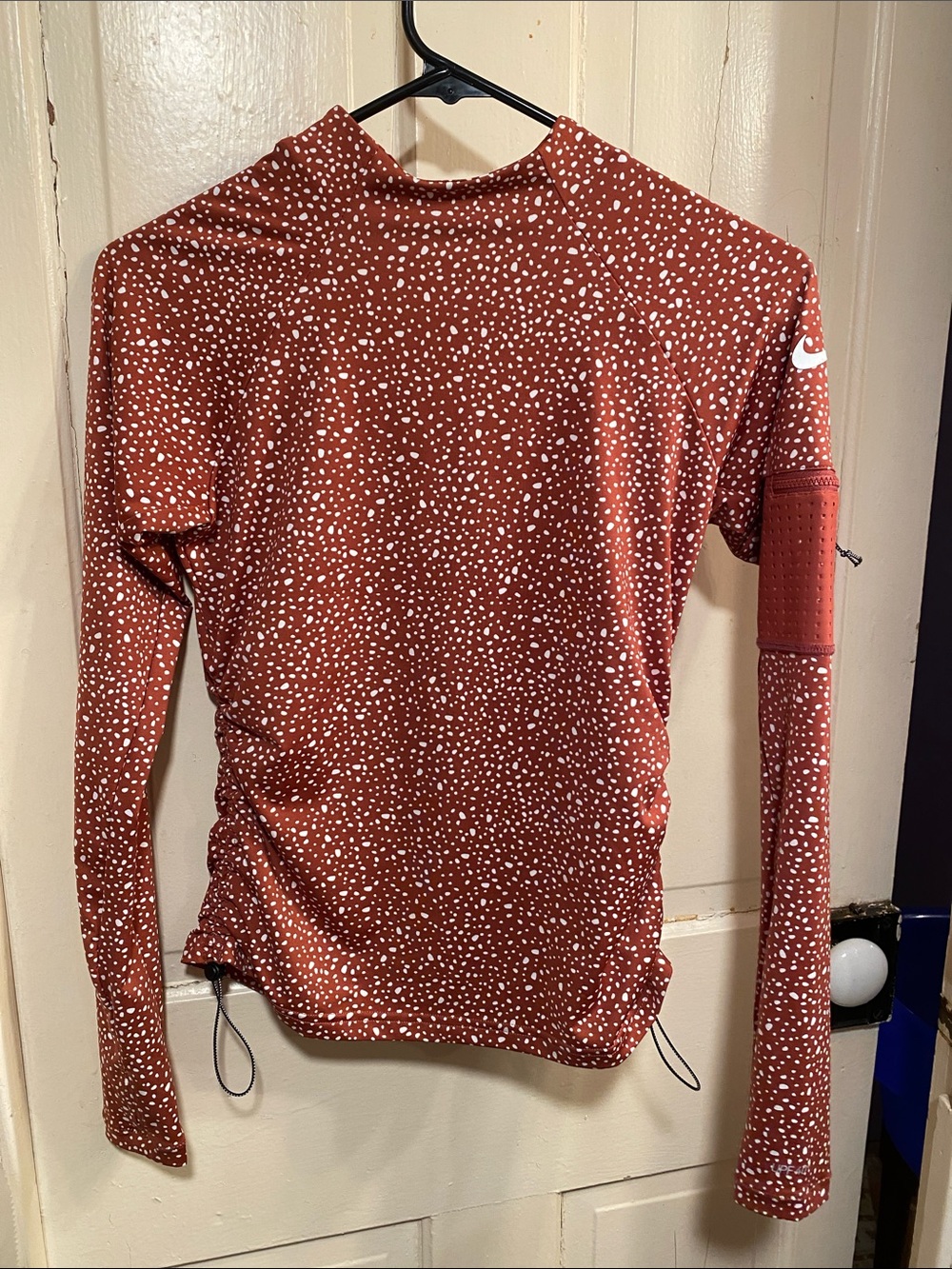 NWOT Nike Women's Sun Protected Rashgaurd Performance Swim Long Sleeve Top
